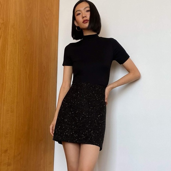 Aritzia Babaton  Little Tweed Skirt Size 4 - Picture 2 of 6